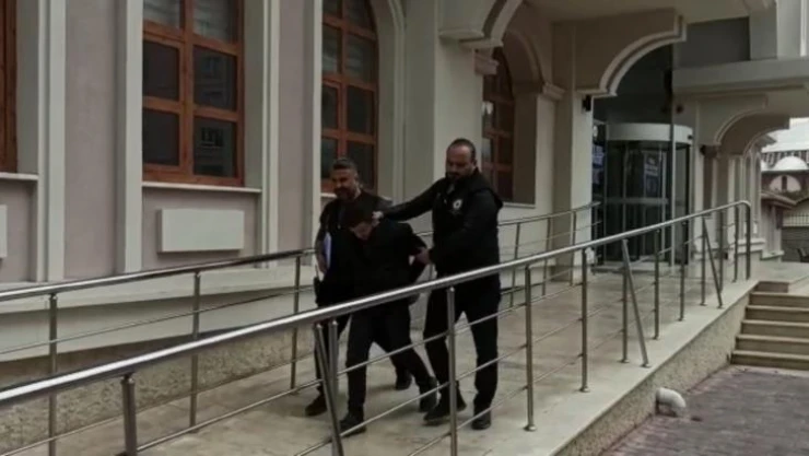 Cinayet zanlısı kuş kümesinde yakalandı