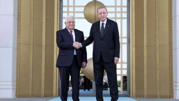 Cumhurbaşkanı Erdoğan, Filistin Devlet Başkanı Abbas'ı resmi törenle karşıladı