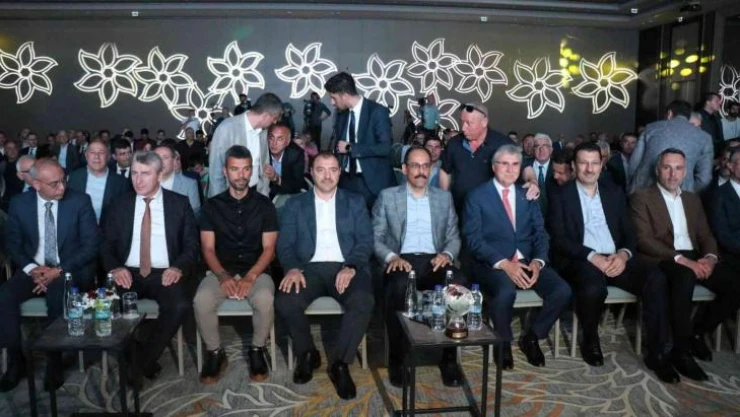 Cumhurbaşkanlığı Sözcüsü Kalın: '57 yıldan fazladır Türkiye'de Cumhurbaşkanlığı Bisiklet Turu düzenli olarak yapılmakta'