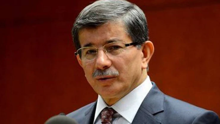 Davutoğlu: Aydınlarımız bilinç sapması yaşıyor