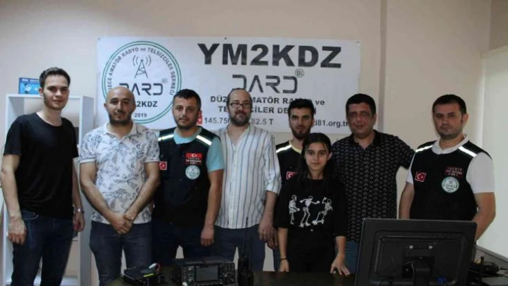 Deprem frekanslarına ışık hızında erişebiliyorlar
