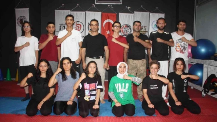 Diyarbakır'da sağlıkçılara ücretsiz seminer