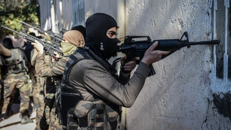 Diyarbakır'da 3 terörist etkisiz hale getirildi