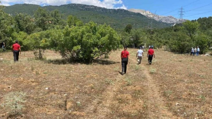 Dün sabah evden ayrılan yaşlı kadın için JAK timi alarmda