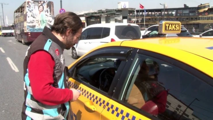 Eminönü'nden ticari taksilere ceza yağdı