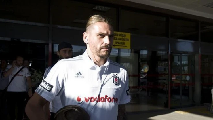 Ersan Adem Gülüm yeni formasını giydi