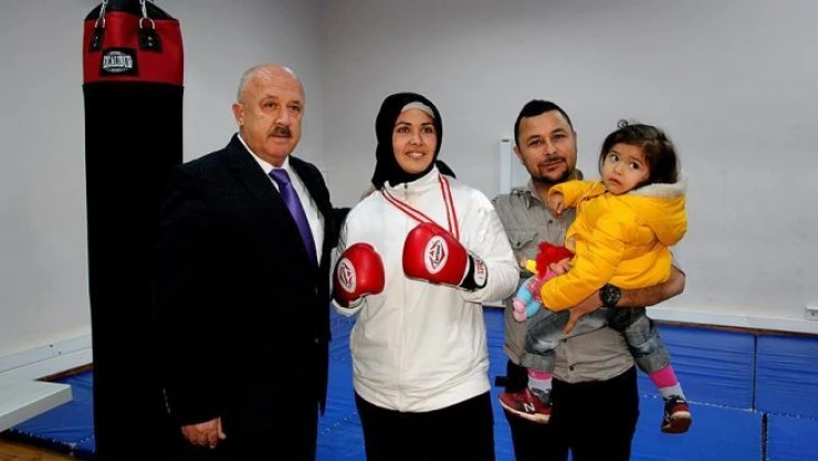 Ev hanımı sporcudan Türkiye ikinciliği