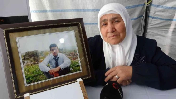 Evlat nöbetindeki ailelerin direnişi bin 45'inci gününde