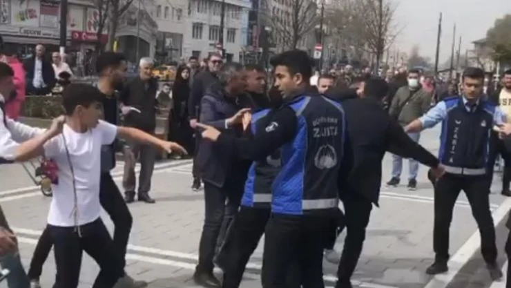 Fatih'te zabıta ve seyyar satıcılar arasında kavga