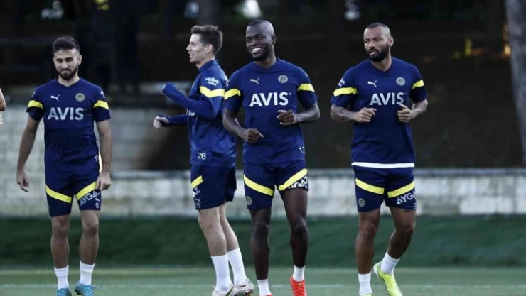 Fenerbahçe, Dinamo Kiev maçı hazırlıklarına başladı