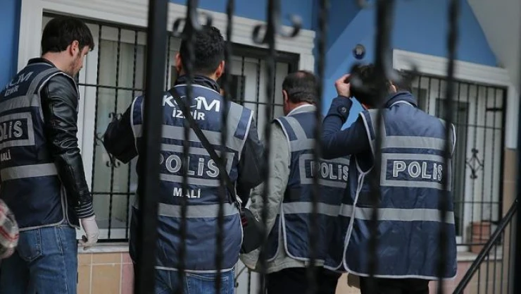 FETÖ/PDY'de delilleri kaçırmaya çalışan 2 kişiye gözaltı