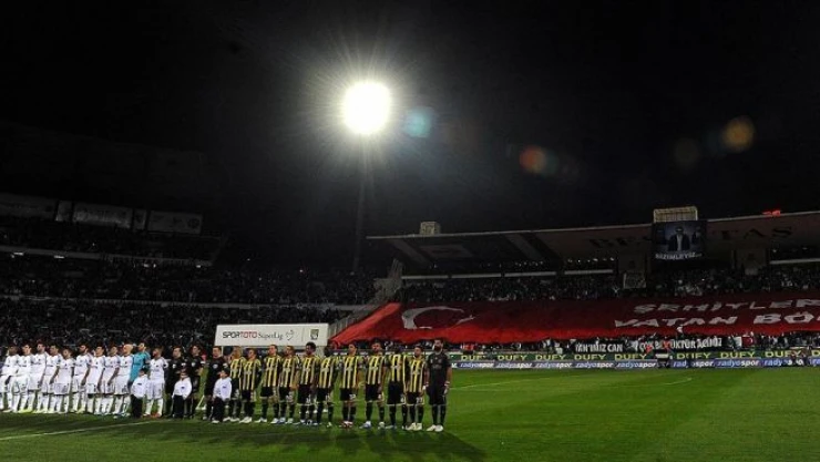 Futbol maçlarında saygı duruşu yapılacak