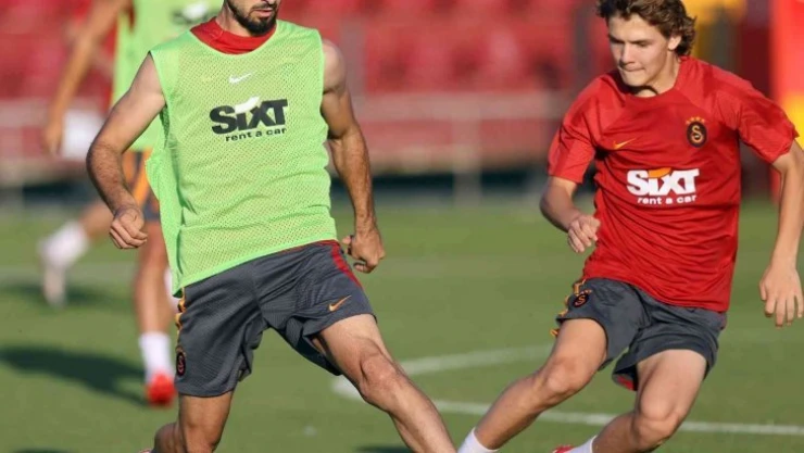 Galatasaray günü çift antrenmanla tamamladı