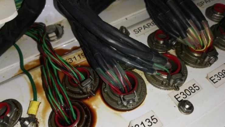 Gazprom Avrupa'ya gaz akışını süresiz durdurdu