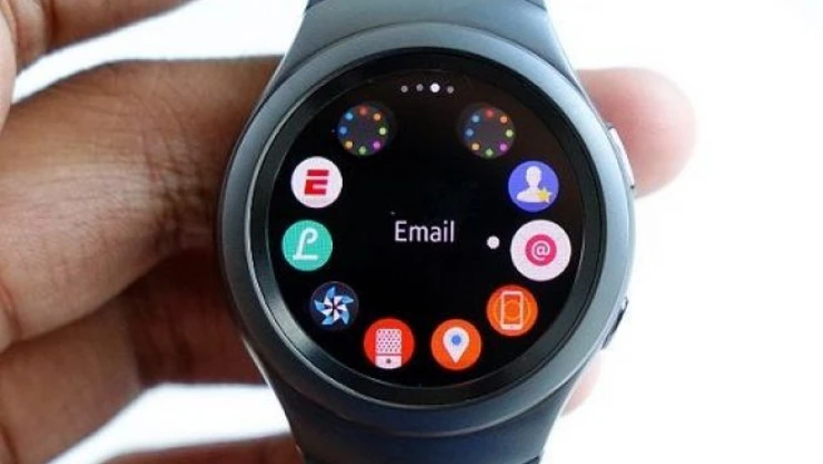 Gear S2'nin ''platin ve gül altın'' renk seçenekleri yolda