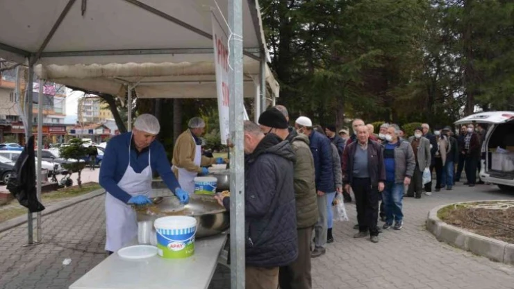 Gediz depreminde ölenler anıldı