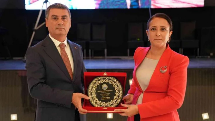 Gölbaşı Belediyesi'nden Kaymakam Bilgihan onuruna veda yemeği