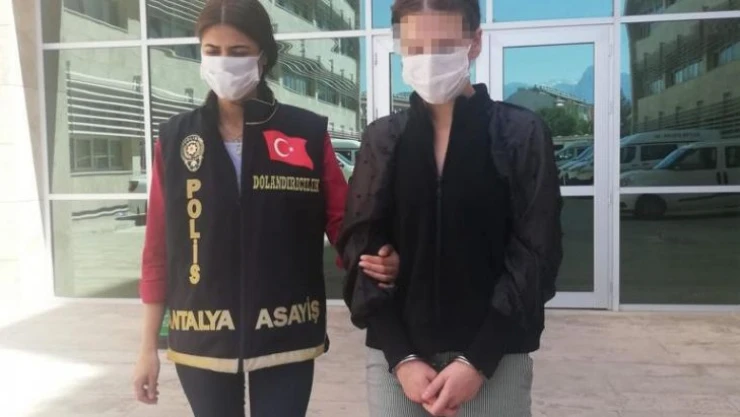 Halı sahanın gün ısılarını kendi malıymış gibi internetten 70 bin TL'ye sattı