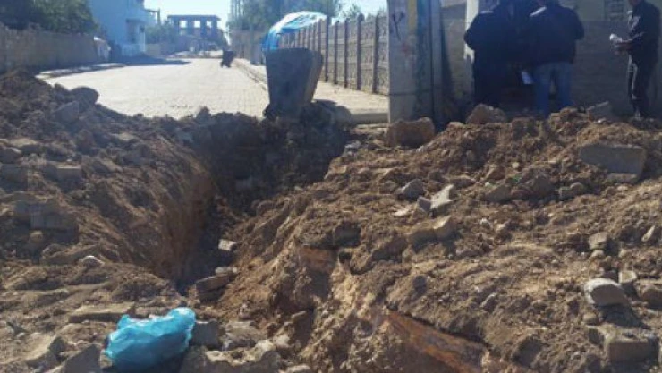 'Hendek kazmayın' dedi, PKK evini taradı!