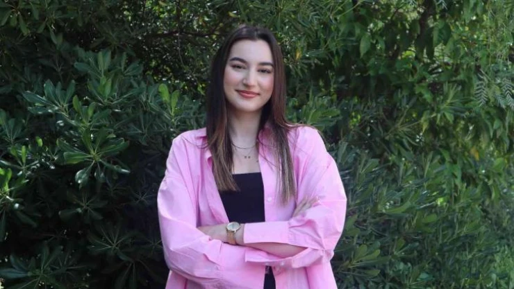 İngiltere'nin 'Elif' yarışı