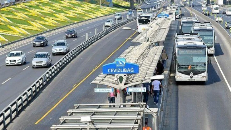 İstanbul'da Pazartesi günü toplu taşıma ücretsiz