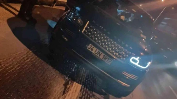 İYİ Parti Genel Başkan Yardımcısı Bahadır Erdem'in makam aracı vatandaşa çarptı: 1 ölü