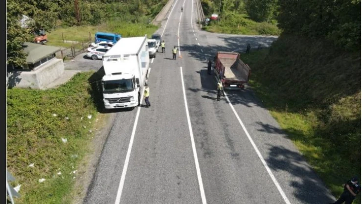 Jandarmadan dronlu trafik uygulaması