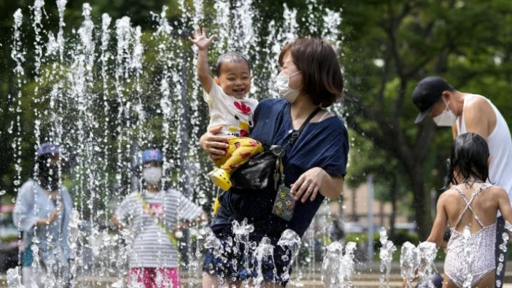 Japonya'da aşırı sıcaklar nedeniyle 7 bin 116 kişi kişi hastaneye kaldırıldı