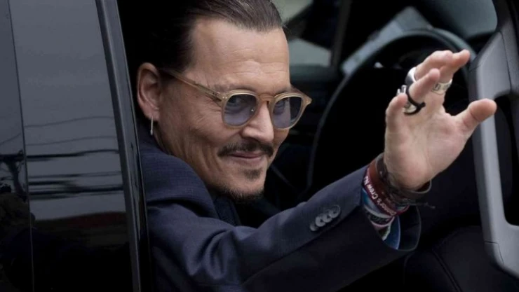 Johnny Deep, Amber Heard'a açtığı hakaret davasını kazandı