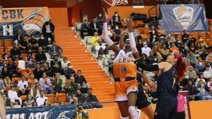Kadınlar Basketbol Süper Ligi: Çukurova Basketbol: 73 - Safiport Fenerbahçe: 80