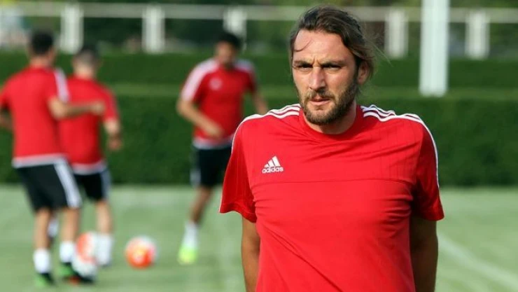 Kaleci Hakan Arıkan Gençlerbirliği'nde