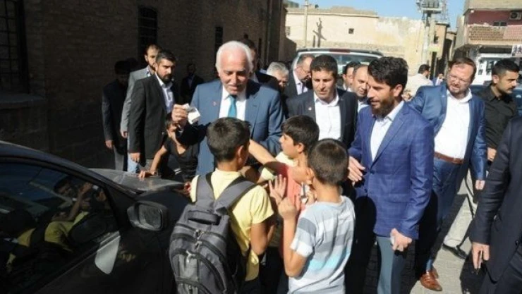 Kamalak Cizre'ye belge imzalayarak girebilmiş!