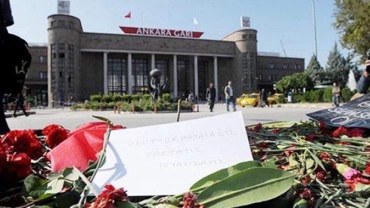 Katliamın yaşandığı meydanın ismi değişti