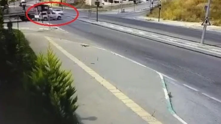 Kırmızı ışığa uymadı, bedeli ağır oldu