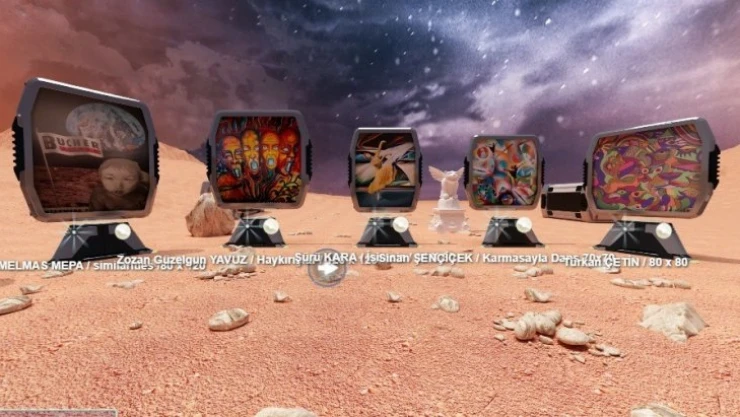 Mars'ta resim sergisi açtı