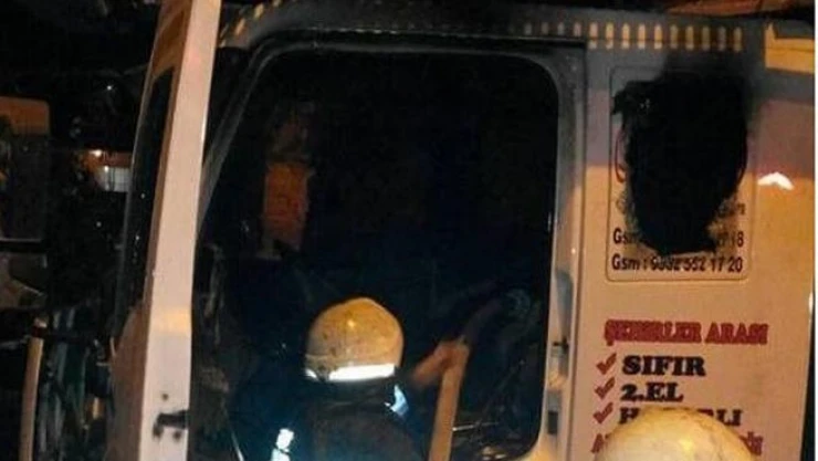 Mersin'de tıra molotofkokteylli saldırı