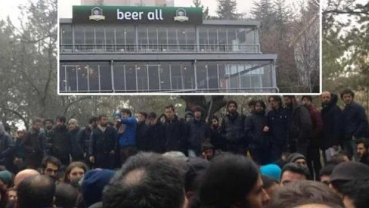 ODTÜ'de içki serbest namaz kılmak yasak