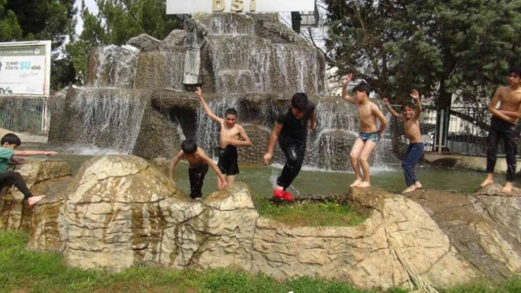 Doğuda kar, Şanlıurfa'da güneşli hava