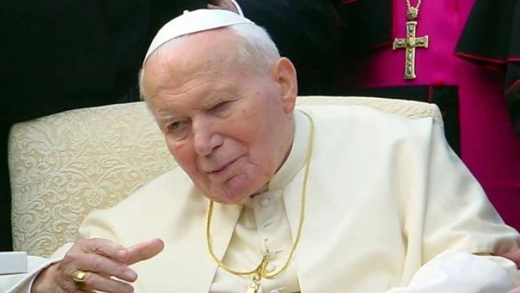 Papa II. Jean Paul'un bir kadına yazdığı mektuplar bulundu