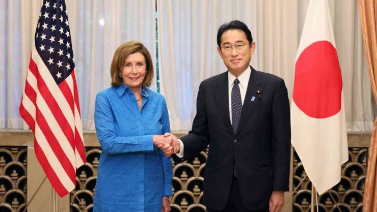 Pelosi: 'ABD, Çin'in Tayvan'ı izole etmesine izin vermeyecek'