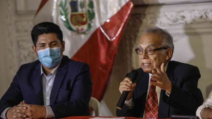 Peru Başbakanı Torres istifa etti