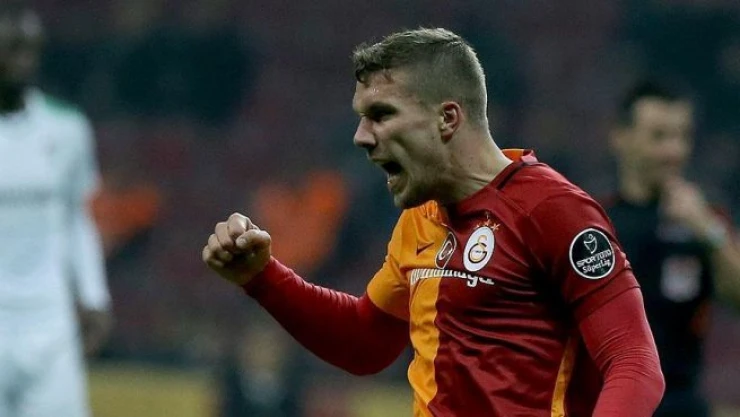 Podolski'den sakatlığıyla ilgili açıklama