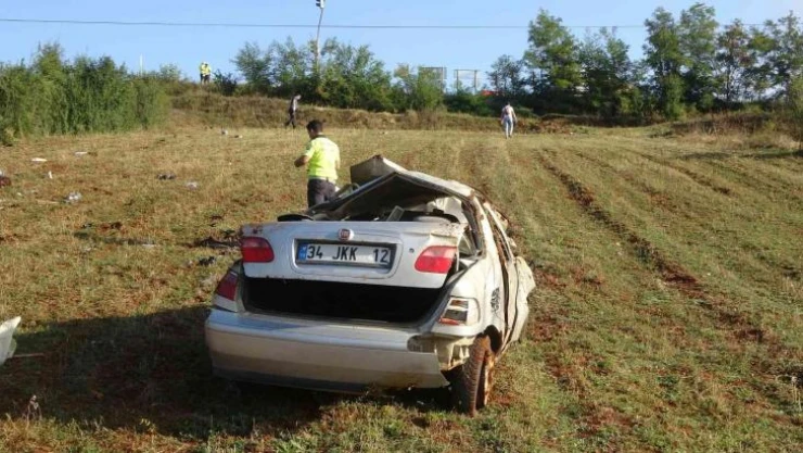 Şarampole yuvarlanan otomobil 50 metre sürüklenerek durabildi: 1 ölü