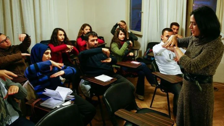 'Sessizlerin dünyası'na gönüllü giriş
