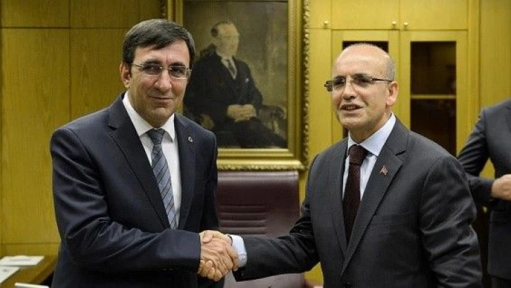 Şimşek görevi Yılmaz'dan devraldı