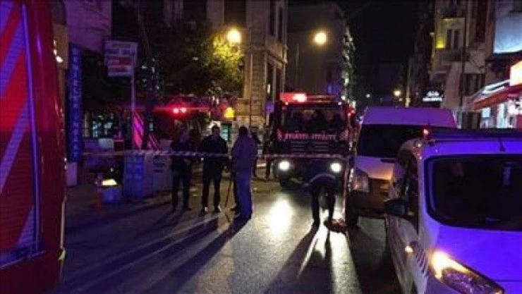 Sınırdışı edilmek için bekletilen yabancılar misafirhaneyi ateşe verdi