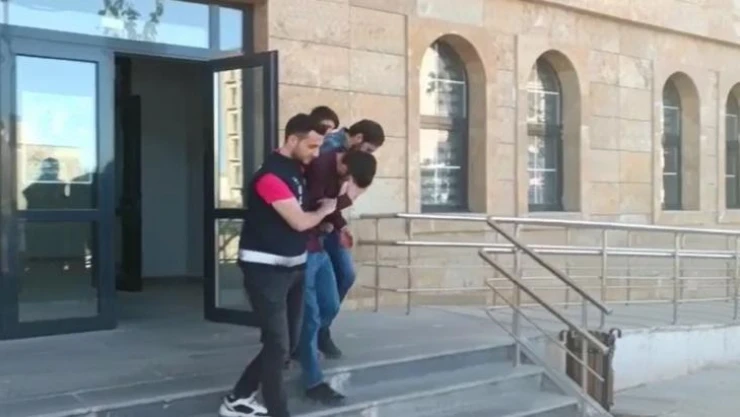 Şırnak polisi 310 saatlik görüntü izleyerek hırsızları yakaladı