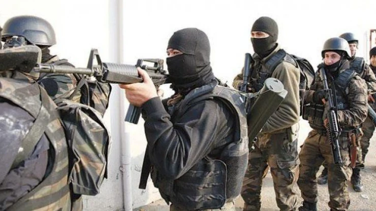 Şırnak'ta sokak ortasında çatışma