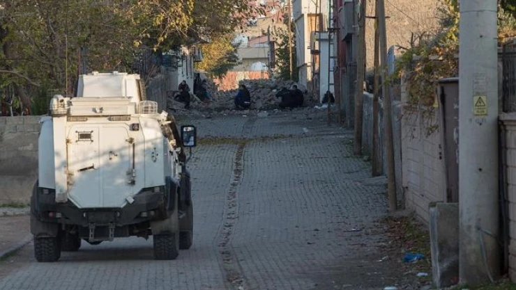Şırnak'ta polis aracına saldırı: 1 şehit