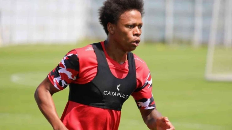 Sivasspor'un yeni transferi Clinton N'Jie ilk idmanına çıktı
